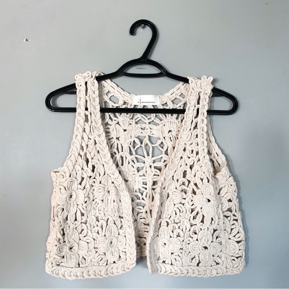 Anthropologie • Crochet Vest - Picture 1 of 5